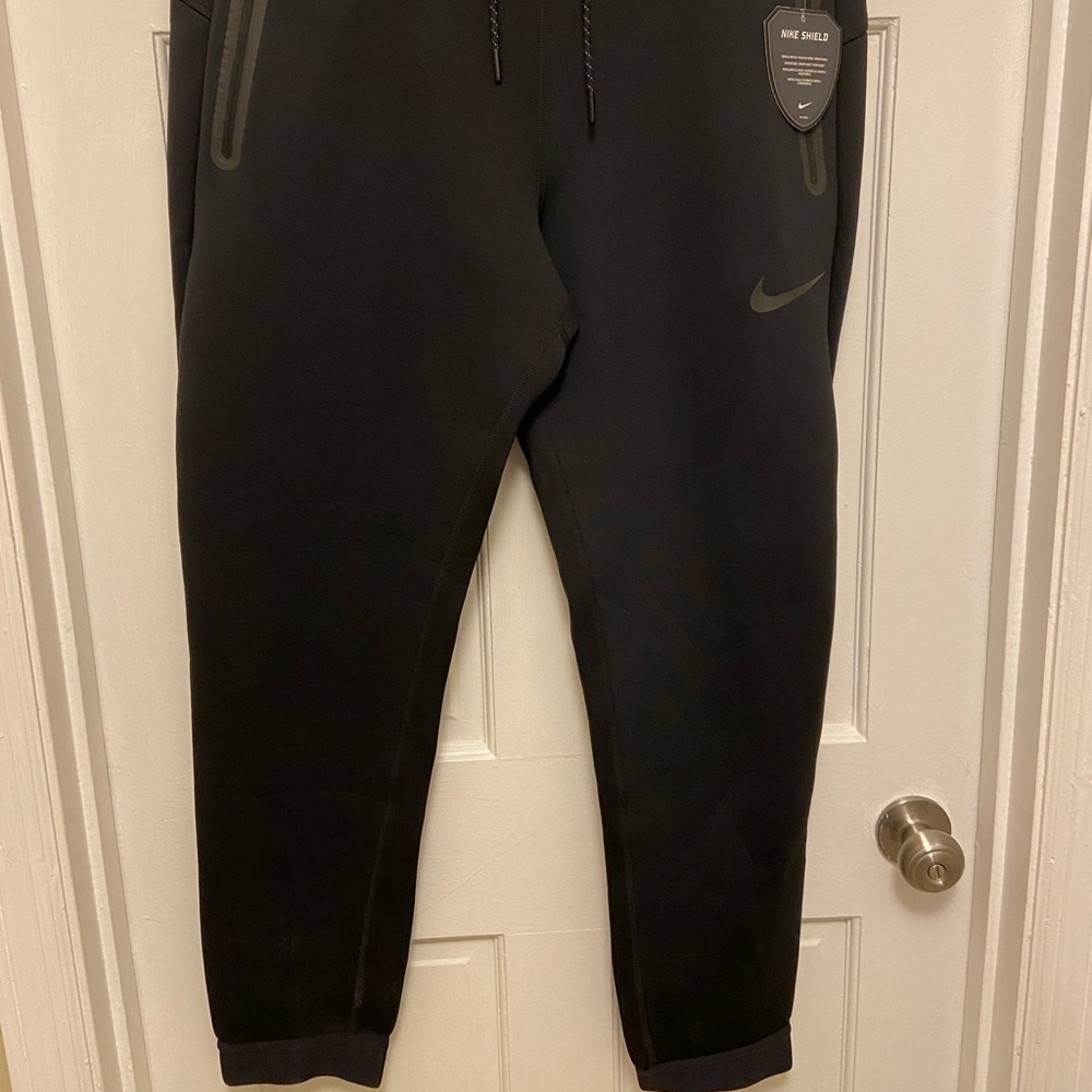 Nike Shield Therma-Fit black pants XL NWT
